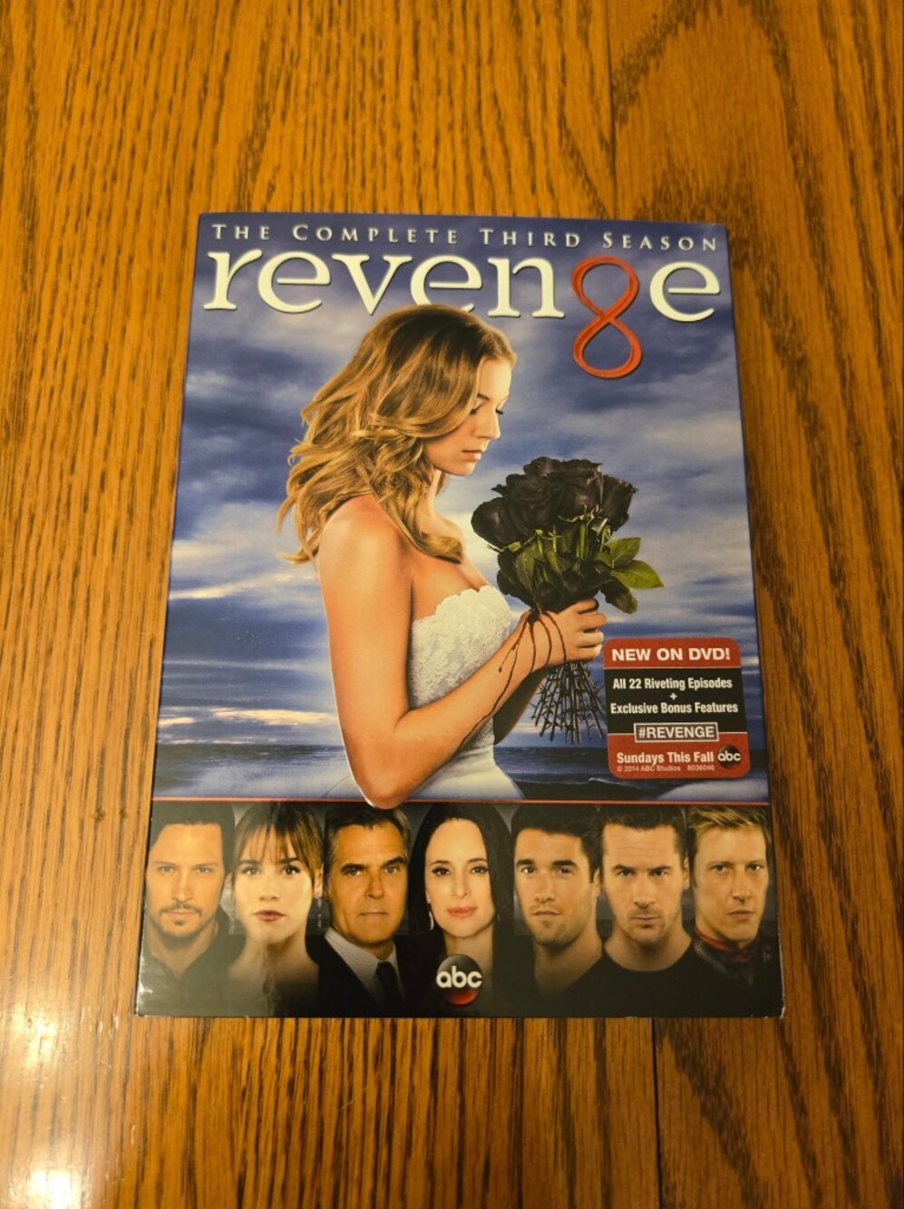 Revenge: The Complete Third Season (DVD) - Blue Cover